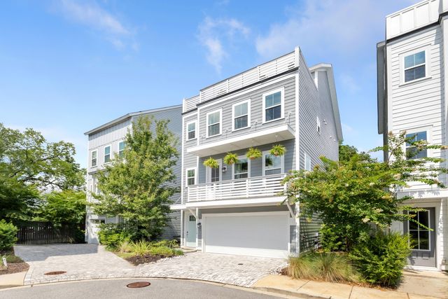 539 Cooper Village Lane, Mount Pleasant, SC 29464