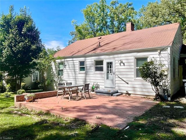 1311 Cardinal Place, Greensboro, NC 27408