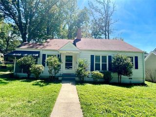 1311 Cardinal Place, Greensboro, NC 27408