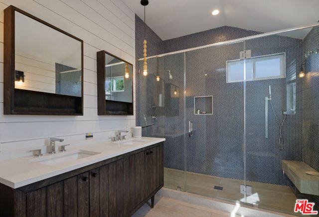 2264 23rd Street, Santa Monica, CA 90405