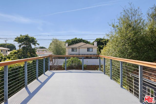2264 23rd Street, Santa Monica, CA 90405