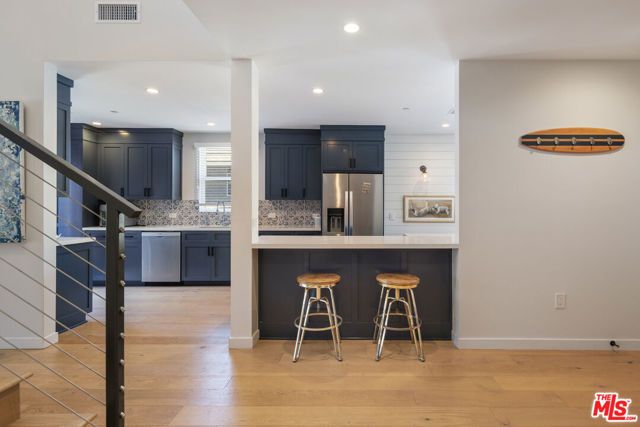 2264 23rd Street, Santa Monica, CA 90405