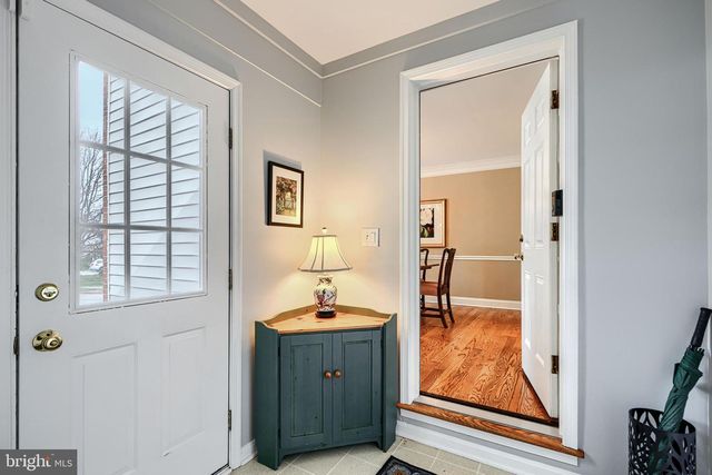 1 HUNTRESS CT, Lutherville Timonium, MD 21093