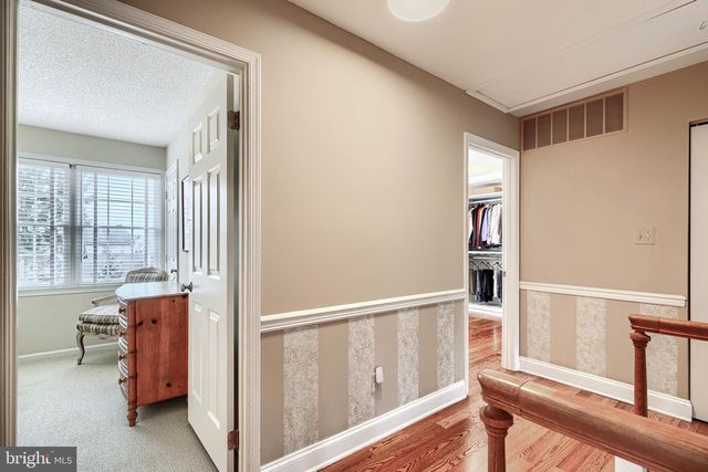 1 HUNTRESS CT, Lutherville Timonium, MD 21093