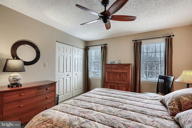 1 HUNTRESS CT, Lutherville Timonium, MD 21093