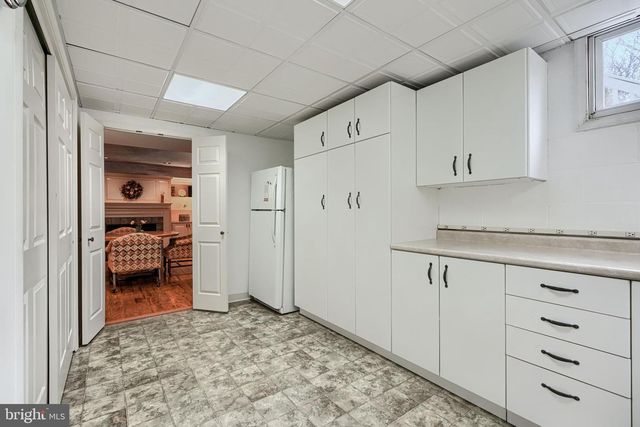 1 HUNTRESS CT, Lutherville Timonium, MD 21093