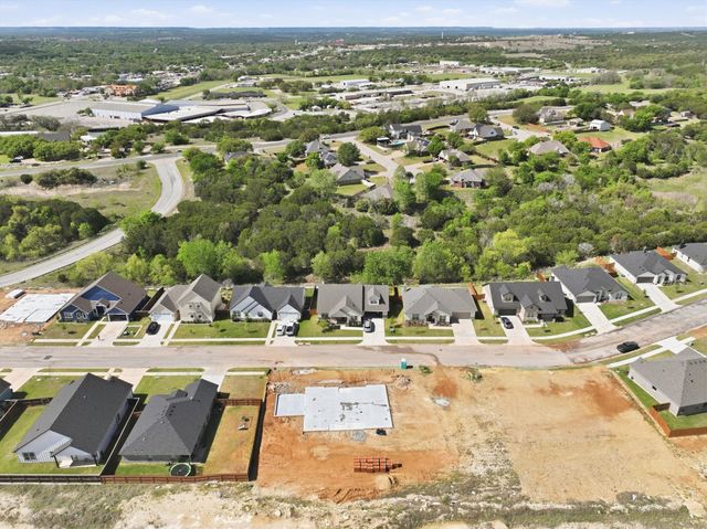 110 Mesa Drive, Glen Rose, TX 76043