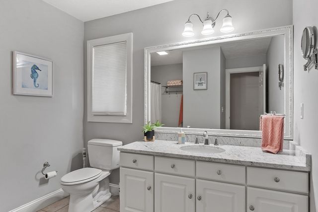 89 School House Ln, Boxborough, MA 01719