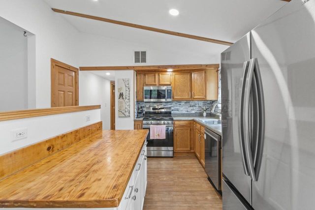 W5594 W Highway 23, Princeton, WI 54968