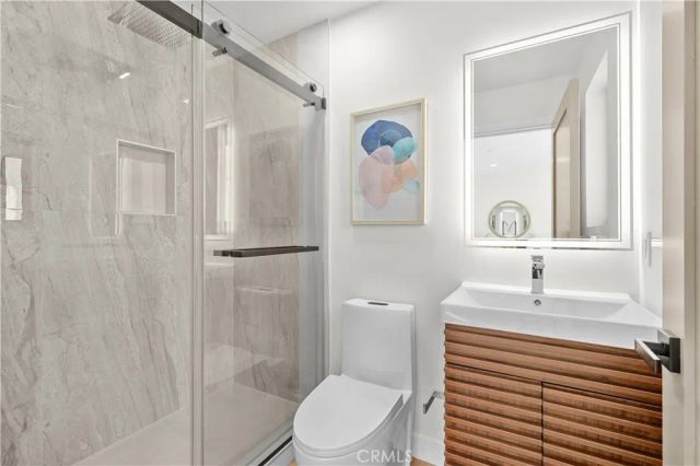 2843 Stoner, Los Angeles, CA 90064