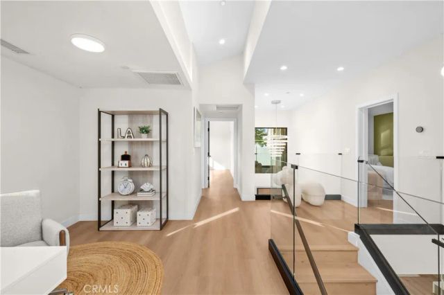 2843 Stoner, Los Angeles, CA 90064