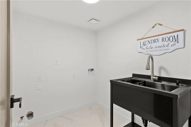 2843 Stoner, Los Angeles, CA 90064