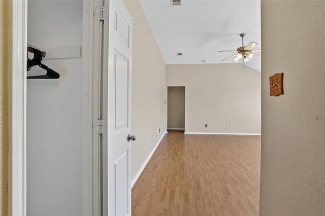 116 Meadow View Lane, Anna, TX 75409