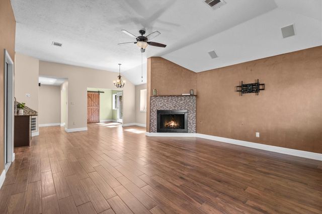 5010 Deer Point Drive, Spring, TX 77389