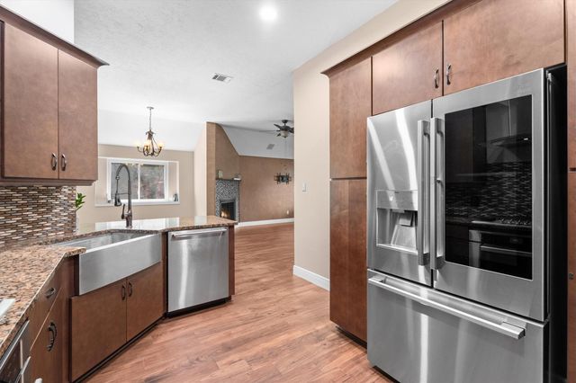 5010 Deer Point Drive, Spring, TX 77389