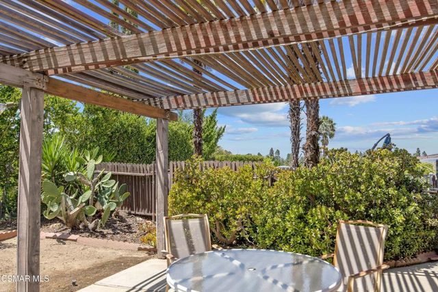 11 N Madrid Avenue, Thousand Oaks, CA 91320