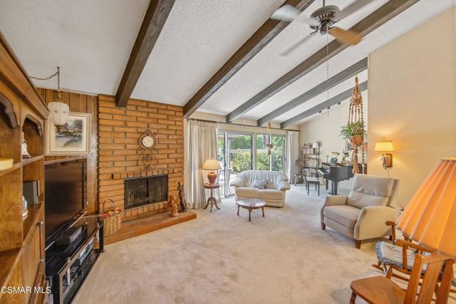 11 N Madrid Avenue, Thousand Oaks, CA 91320