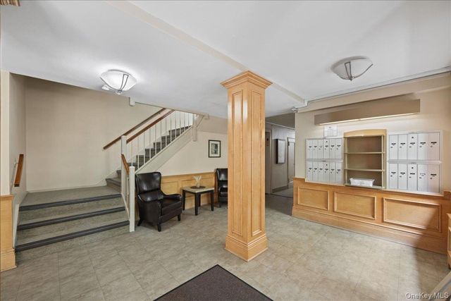 51 White Oak Street 4D, New Rochelle, NY 10801