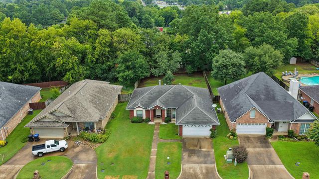 3507 Longmorn Ln, Longview, TX 75604