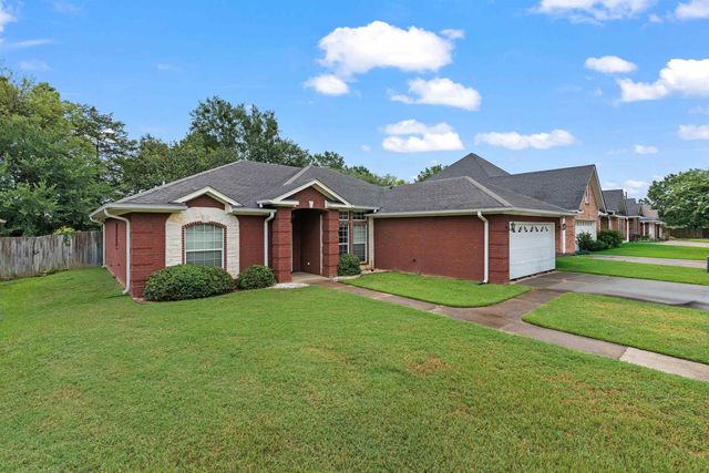 3507 Longmorn Ln, Longview, TX 75604