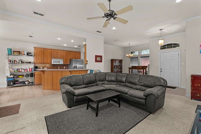 3507 Longmorn Ln, Longview, TX 75604