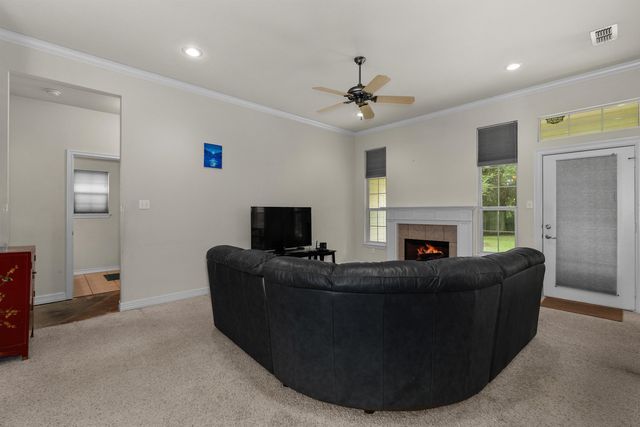 3507 Longmorn Ln, Longview, TX 75604