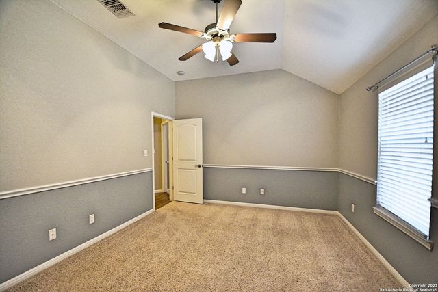 1257 NICKEL CRK, New Braunfels, TX 78130