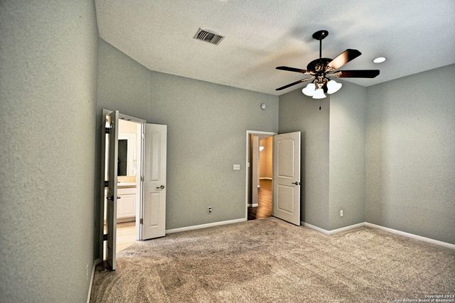 1257 NICKEL CRK, New Braunfels, TX 78130