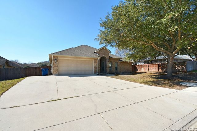 1257 NICKEL CRK, New Braunfels, TX 78130