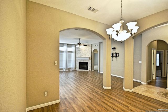 1257 NICKEL CRK, New Braunfels, TX 78130