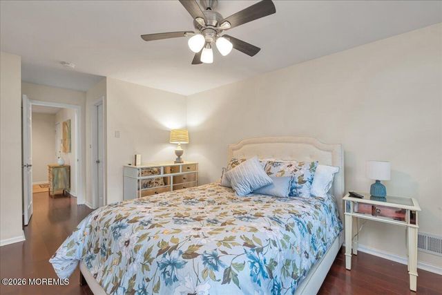9 Evergreen Court, Freehold, NJ 07728