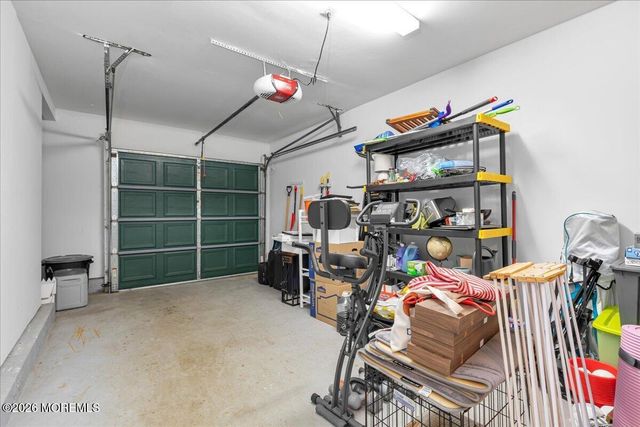 9 Evergreen Court, Freehold, NJ 07728