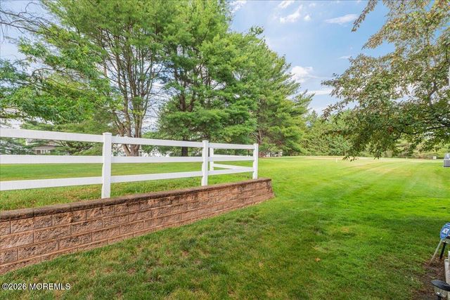 9 Evergreen Court, Freehold, NJ 07728