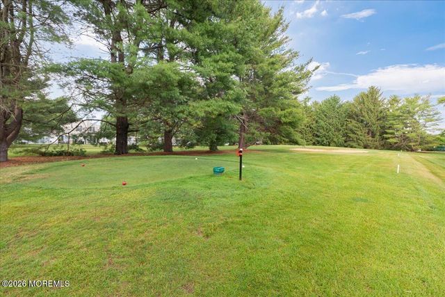 9 Evergreen Court, Freehold, NJ 07728