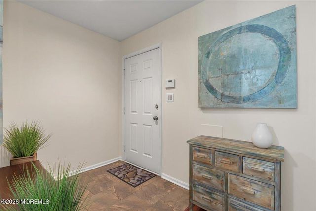 9 Evergreen Court, Freehold, NJ 07728