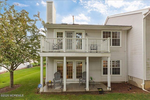 9 Evergreen Court, Freehold, NJ 07728