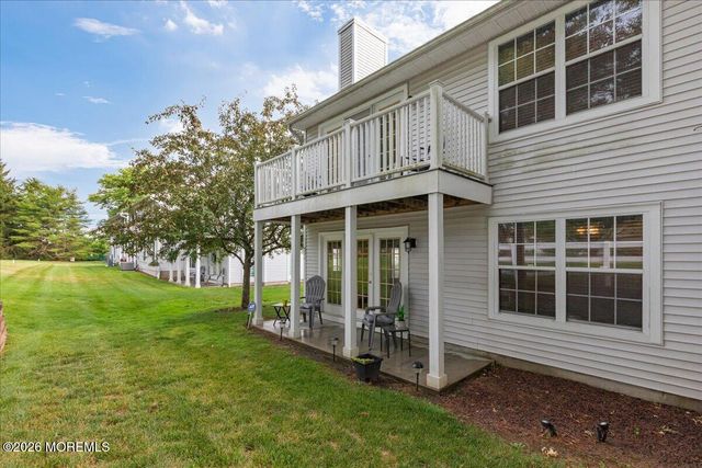 9 Evergreen Court, Freehold, NJ 07728