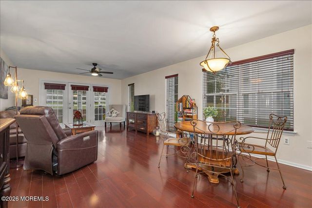 9 Evergreen Court, Freehold, NJ 07728