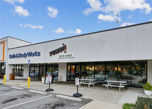 2090 Emmet Park Lane, Decatur, GA 30033