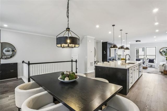 2090 Emmet Park Lane, Decatur, GA 30033