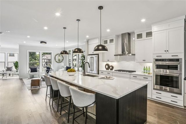 2090 Emmet Park Lane, Decatur, GA 30033