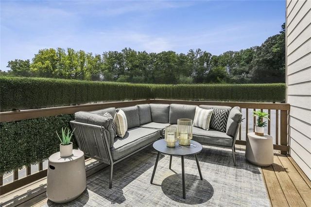 2090 Emmet Park Lane, Decatur, GA 30033