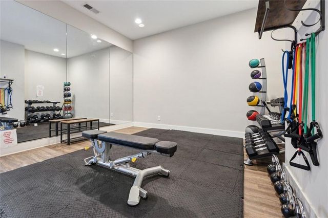 2090 Emmet Park Lane, Decatur, GA 30033