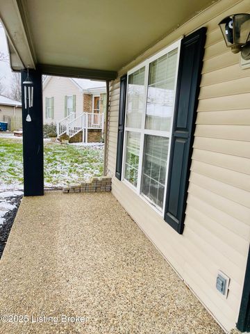 810 Rolling Ridge Cir, Simpsonville, KY 40067