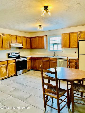 810 Rolling Ridge Cir, Simpsonville, KY 40067