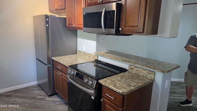 1287 N ALMA SCHOOL Road 282, Chandler, AZ 85224