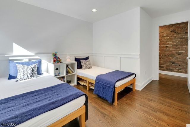 270 Main St D, Millburn Twp., NJ 07041