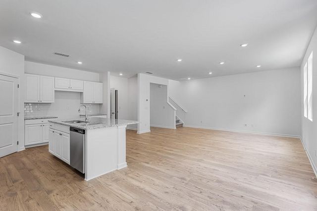 219 Groveton Court, Euharlee, GA 30145