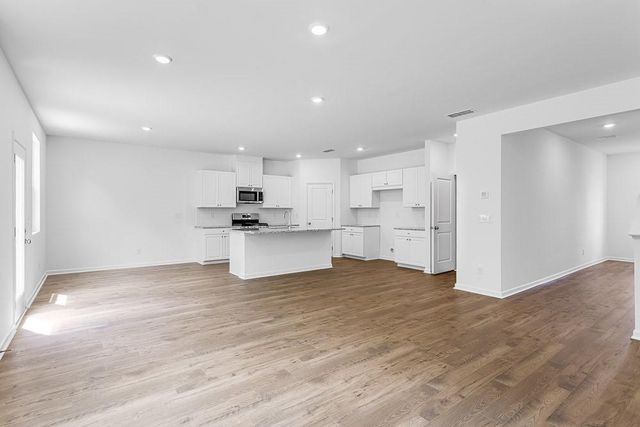 219 Groveton Court, Euharlee, GA 30145