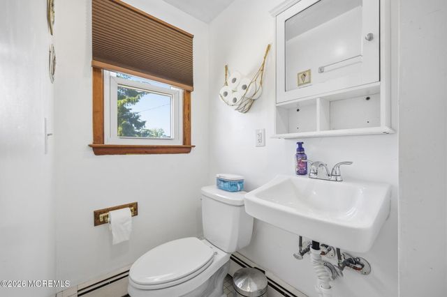 1716 Melrose Avenue, Lake Como, NJ 07719